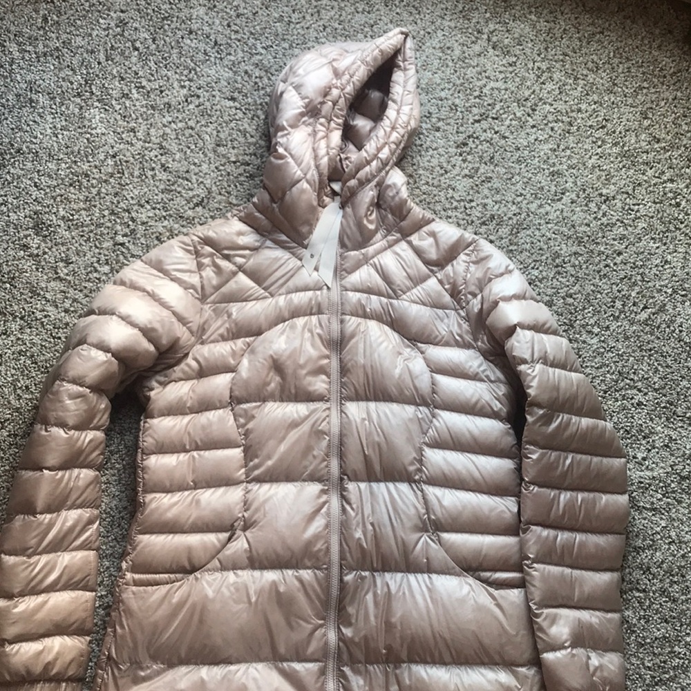 Lululemon Fluffin Awesome Jacket in Grain